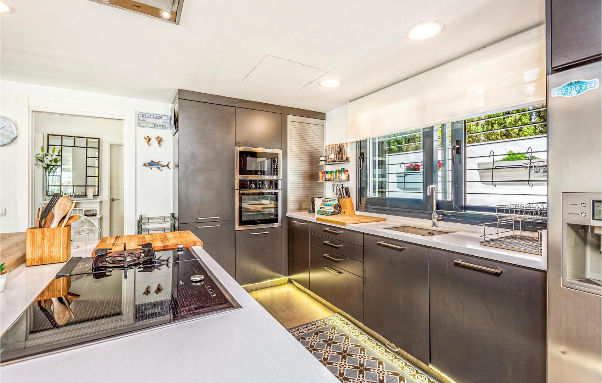 Awesome Home In Cala Del Moral With Kitchen La Cala Del Moral Buitenkant foto